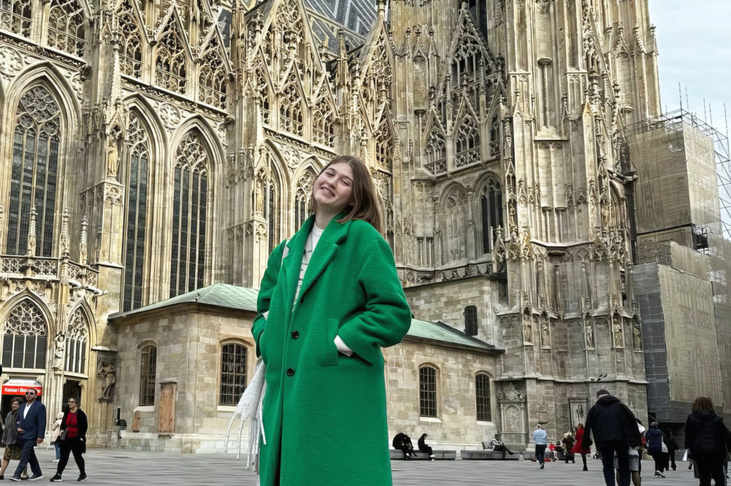 василиса IMG_0216-edit 2000.jpeg