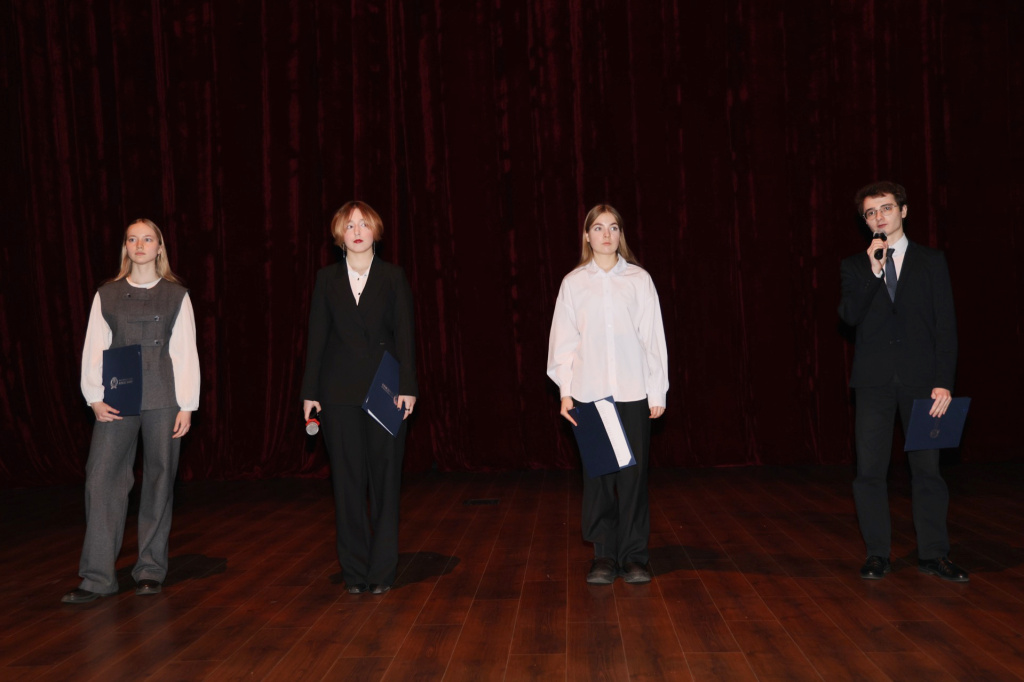 2025-11-18-JI7A8544.jpg 2025-11-18-JI7A8544.jpg