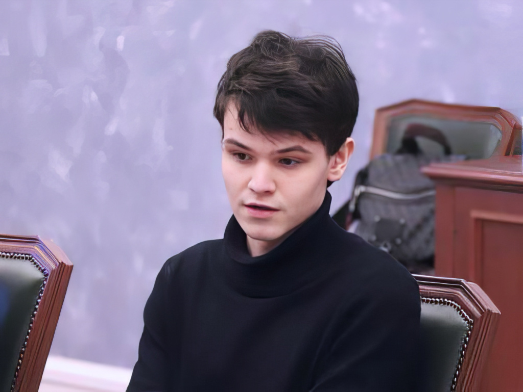 НикитаБелавкин 2-edit 2000.jpeg