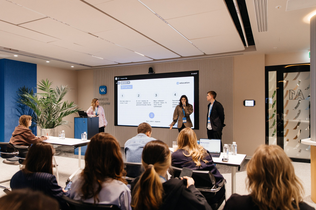 03 DN-72_resized.jpg